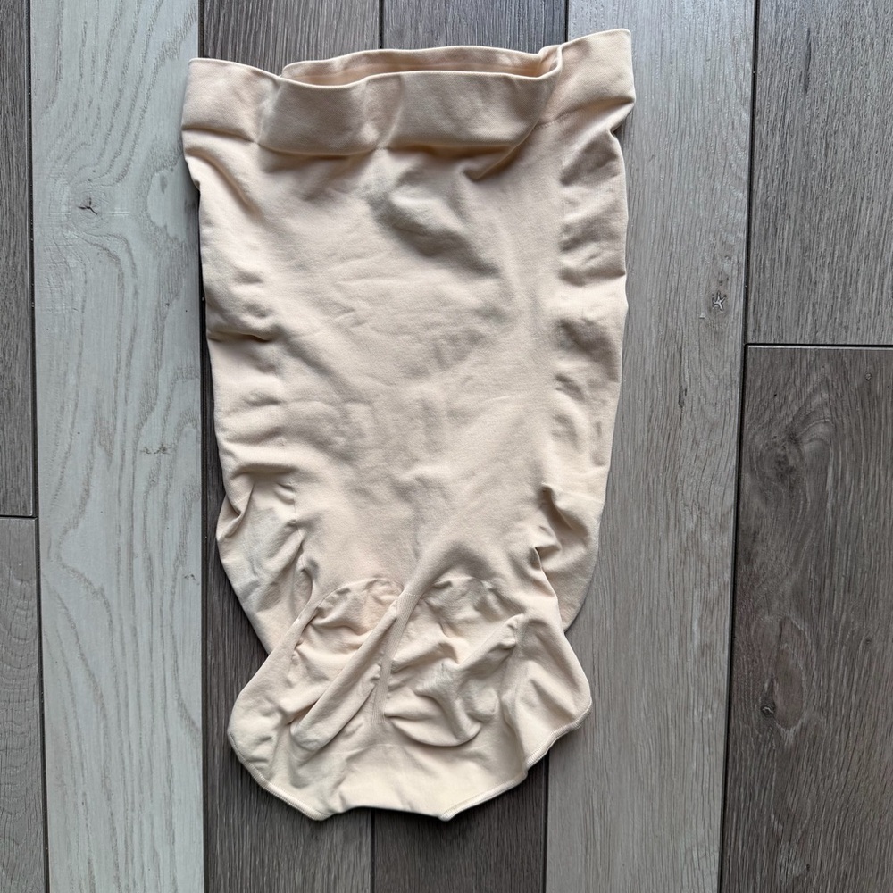 SKIMS Cream Shapewear XL - Picture 2 of 4